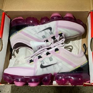 NIKE AIR VAPORMAX PHOTON DUST/BLÄCK-ICED LILAC